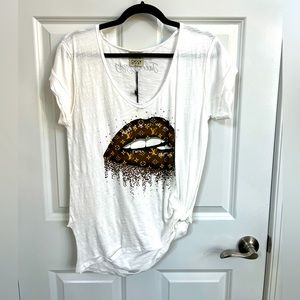 Distressed Louis Vuitton lips tee